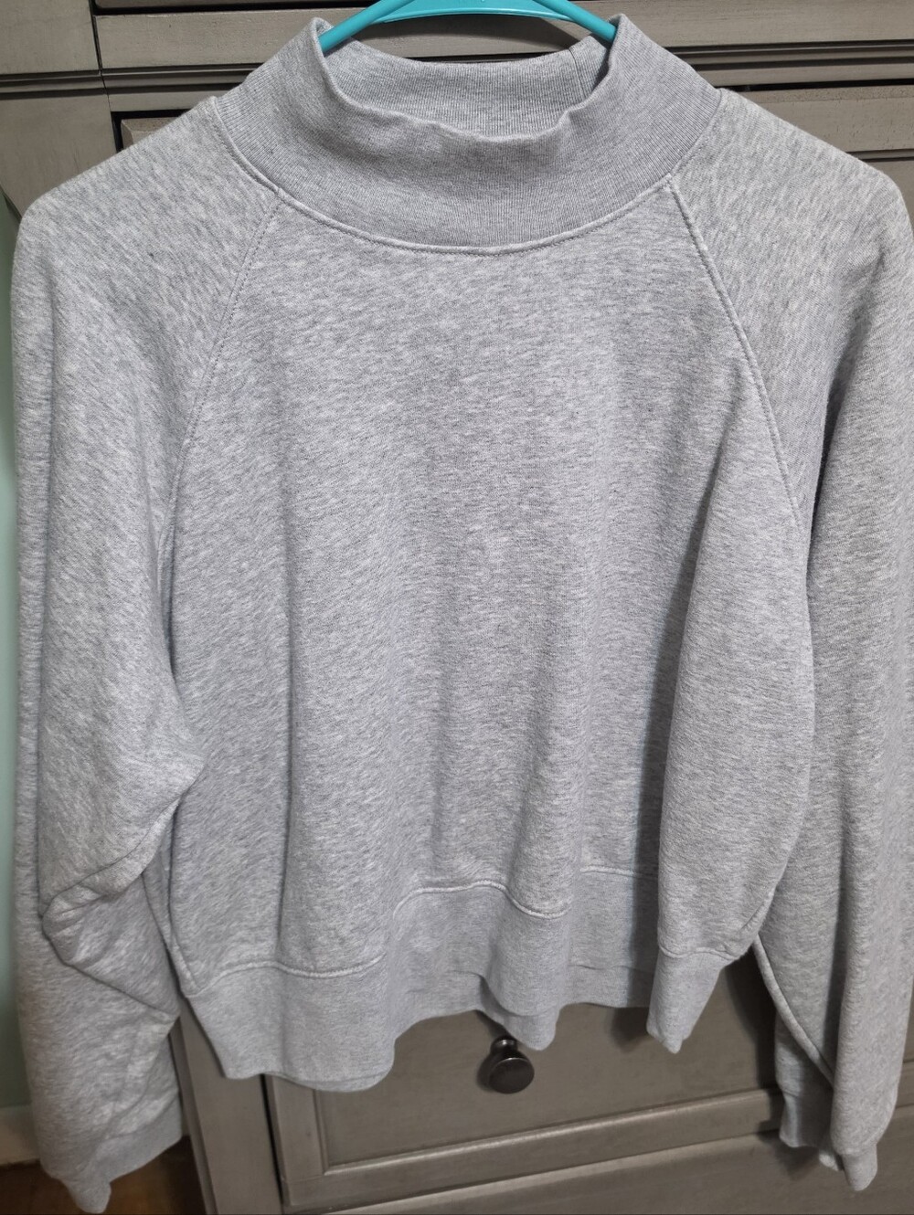 American Eagle Outfitters Light Gray Mock Neck Sweatshirt